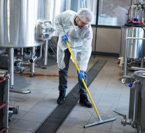 Nettoyage d’entrepôt et de parking à Paris et en Île-de-France